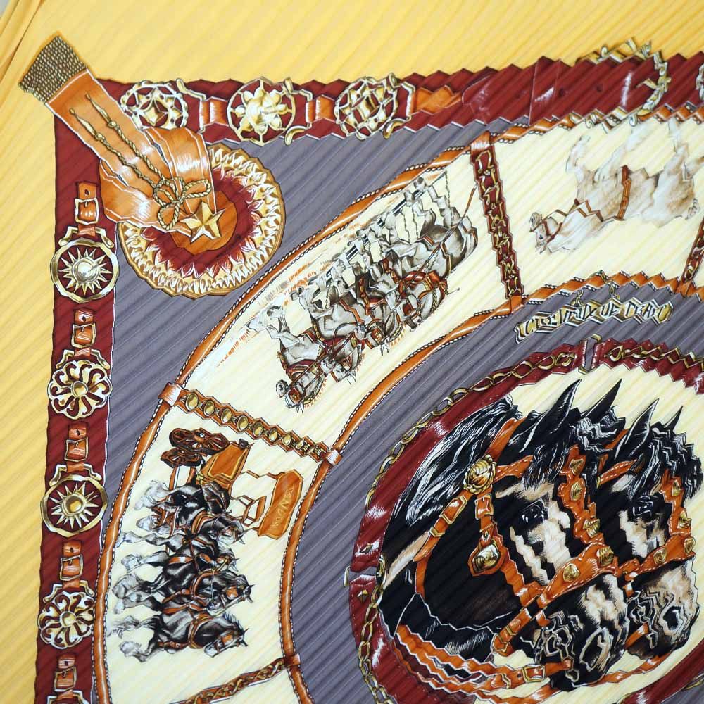 Hermes Pleats Carre Chevaux de Trait Horse Silk Yellow Multicolor — view 2