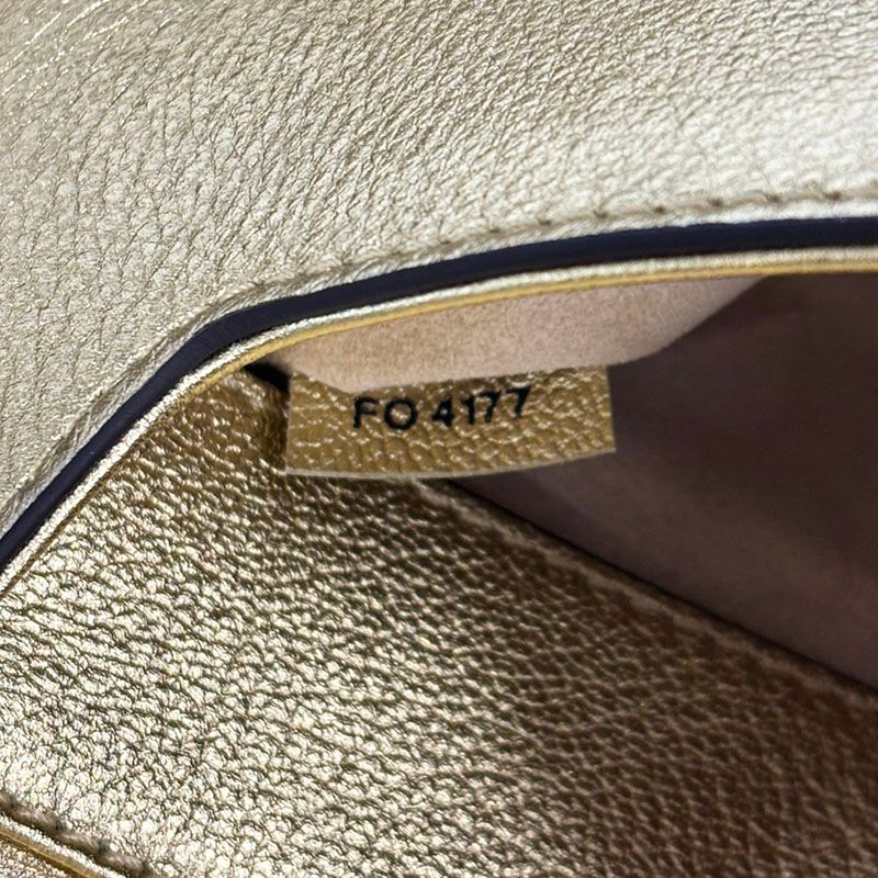 Louis Vuitton Very Chain Shoulder Bag Gold Leather — view 6