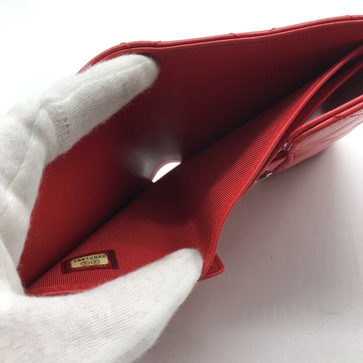 Chanel CC Logo Lambskin Quilted Mini Bifold Wallet Red — view 8