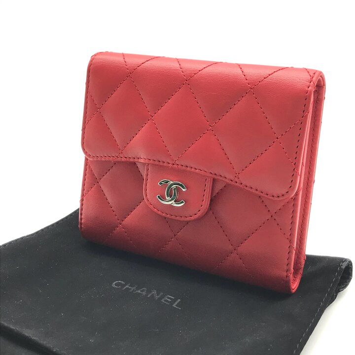 Chanel CC Logo Lambskin Quilted Mini Bifold Wallet Red — view 2