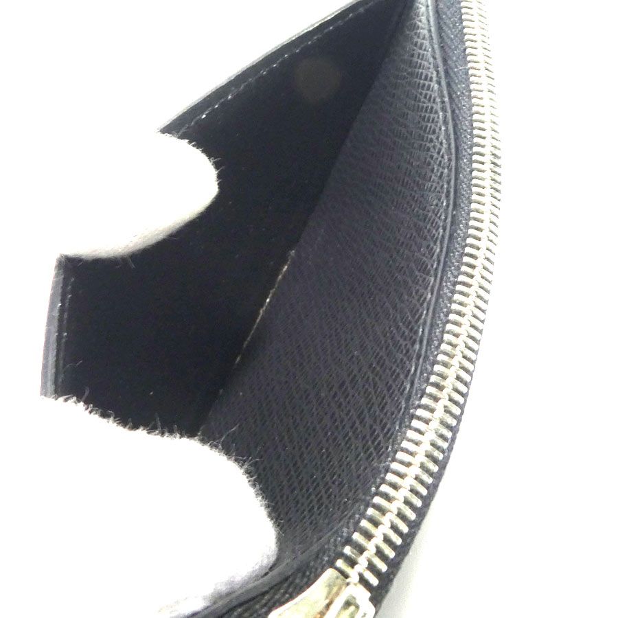 Louis Vuitton Coin Case Monogram Eclipse Taiga Card Holder — view 7