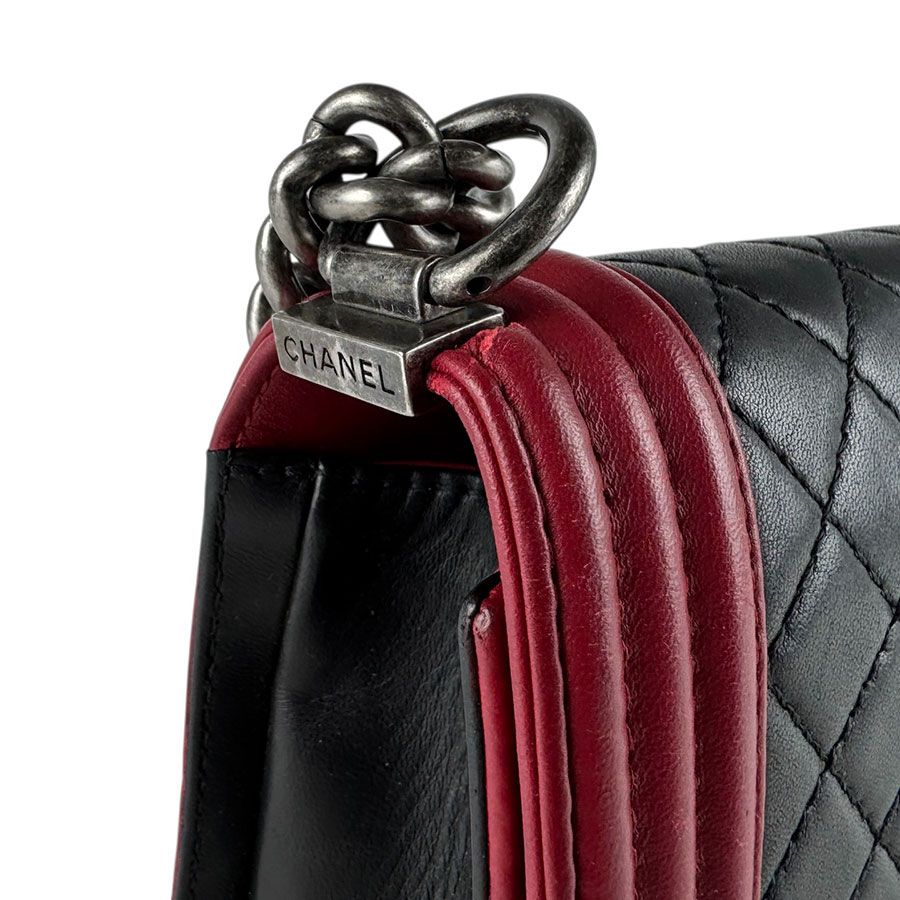 Chanel Shoulder Bag Boy — view 6