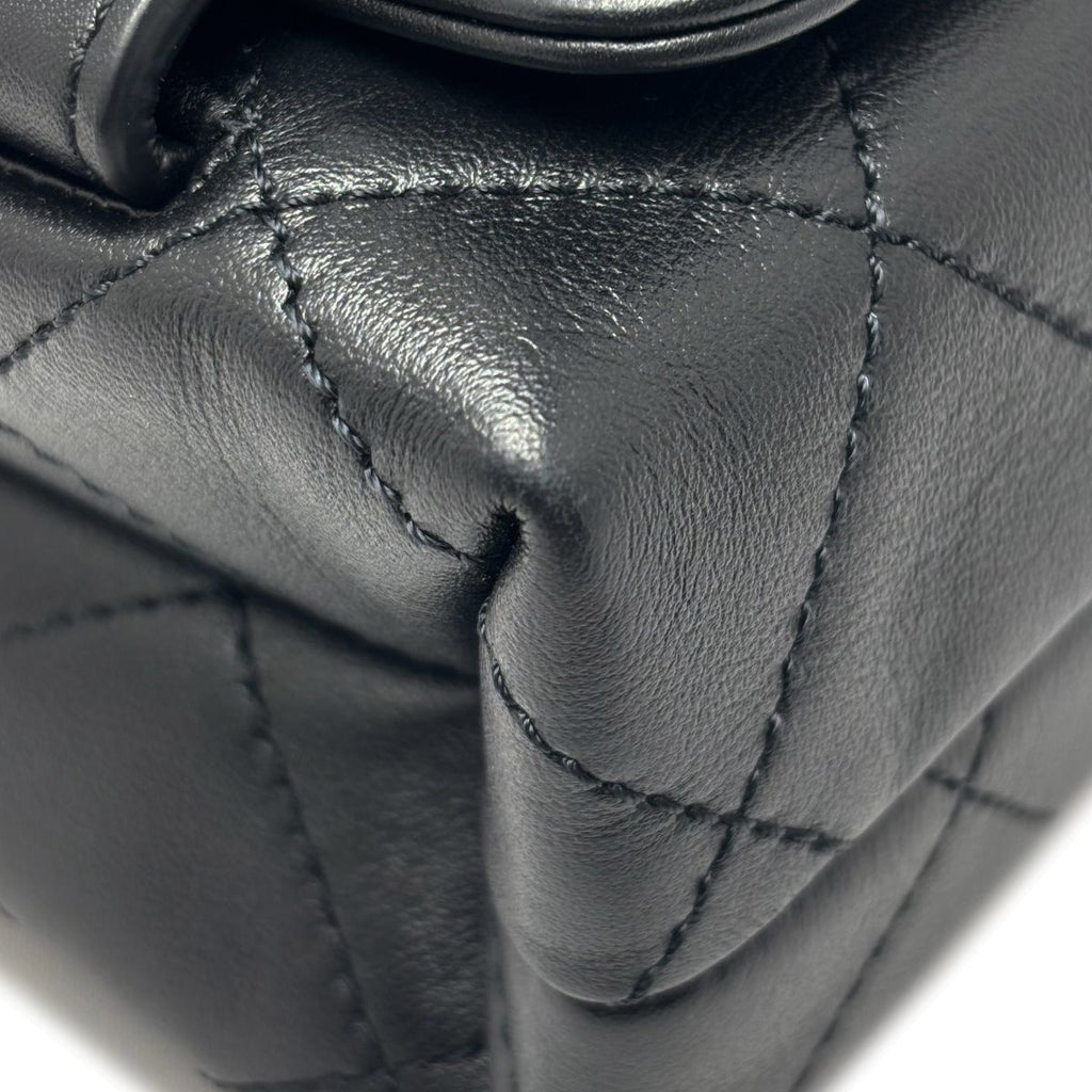 Chanel Shoulder Bag Quilted Logo Chain Black Gold Lambskin — view 7