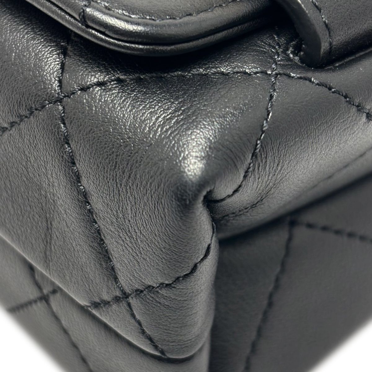 Chanel Shoulder Bag Quilted Logo Chain Black Gold Lambskin — view 8