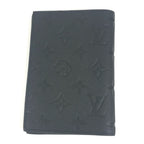 Louis Vuitton Passport Case Couverture NM Monogram Empreinte — view 2