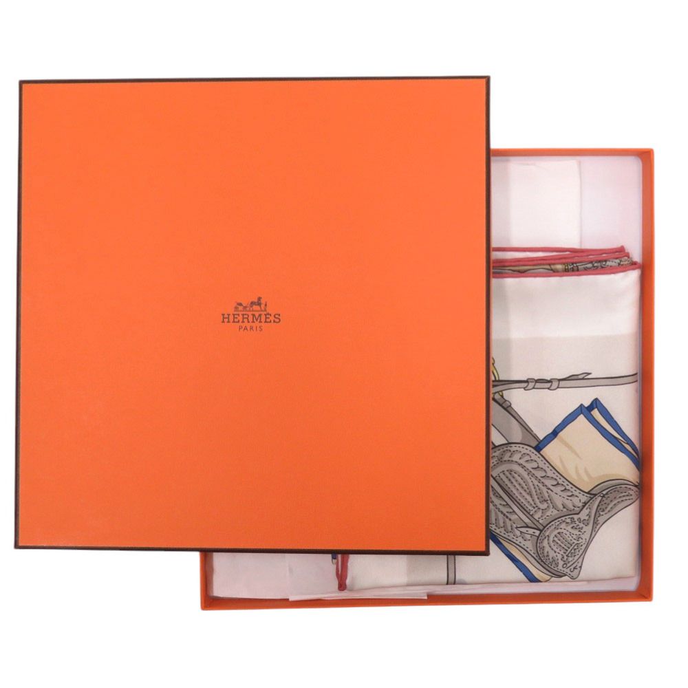 Hermes Carre 70 Horse Equipment Equipements a Cheval Sur L'elegance — view 2