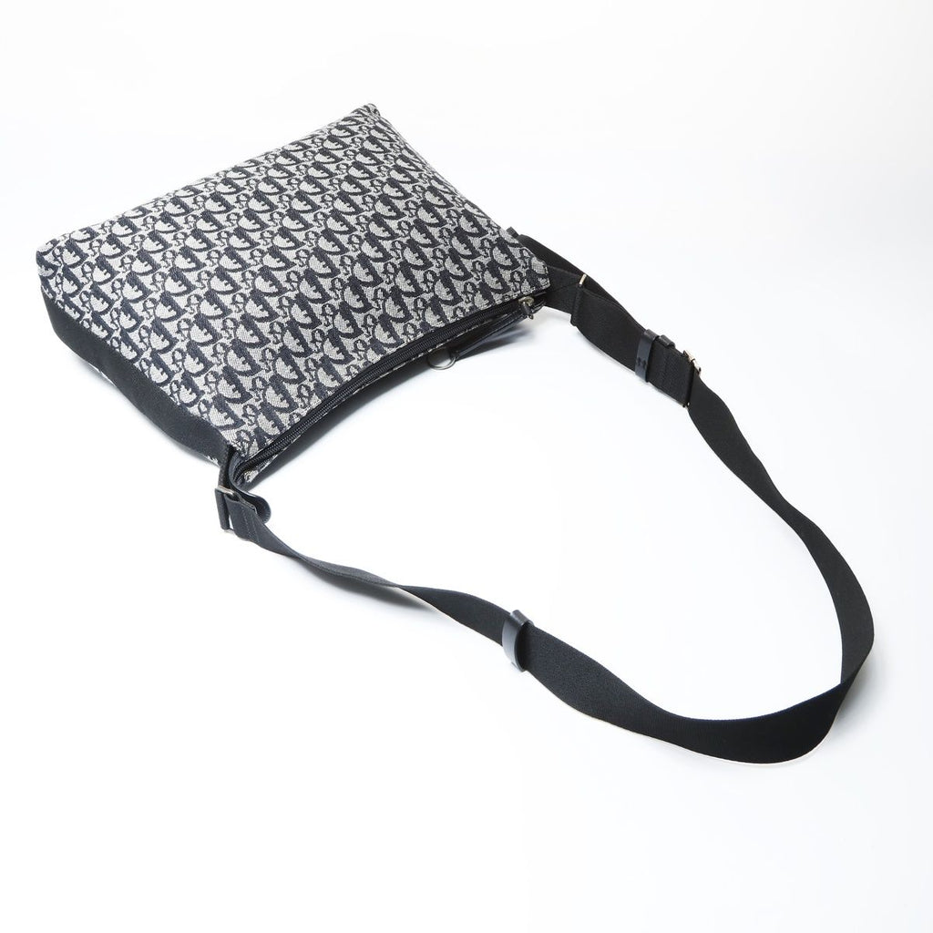 Dior Shoulder Bag Trotter Canvas — view 9