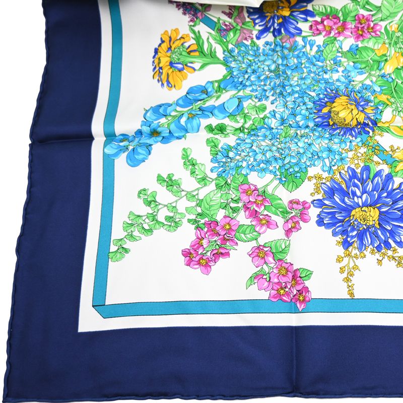 Dior Scarf Silk White — view 6