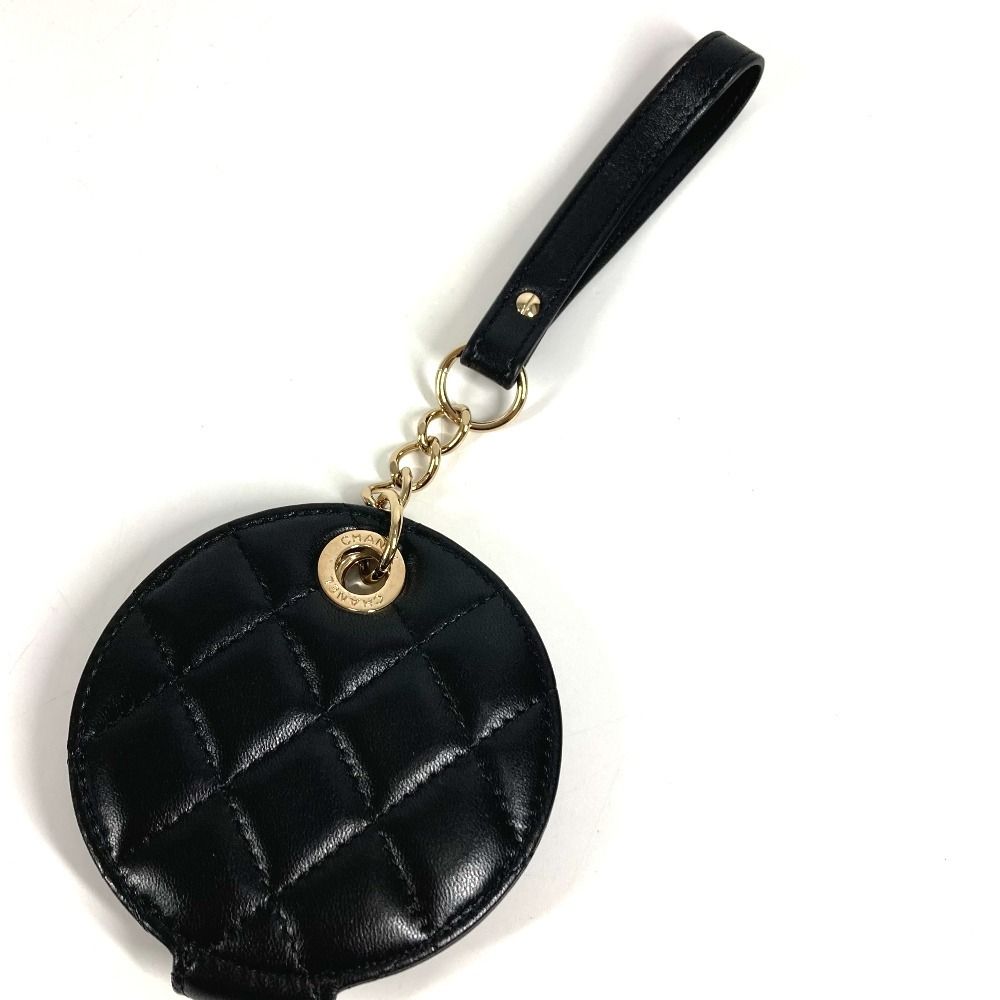 Chanel Key Holder Logo CC Quilted Leather Black — view 4