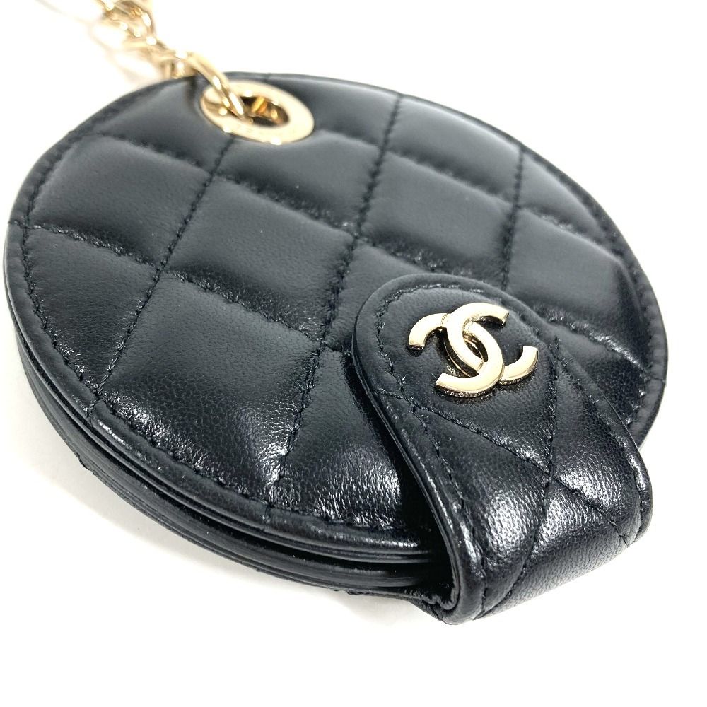 Chanel Key Holder Logo CC Quilted Leather Black — view 3