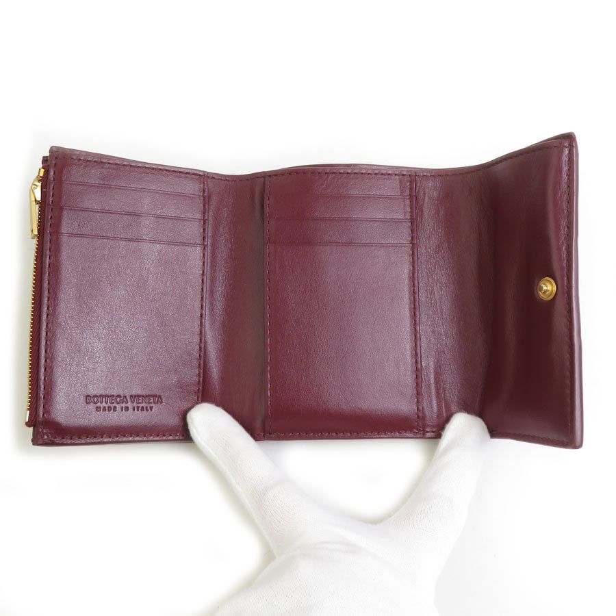 Bottega Veneta Trifold Wallet Leather Red — view 3
