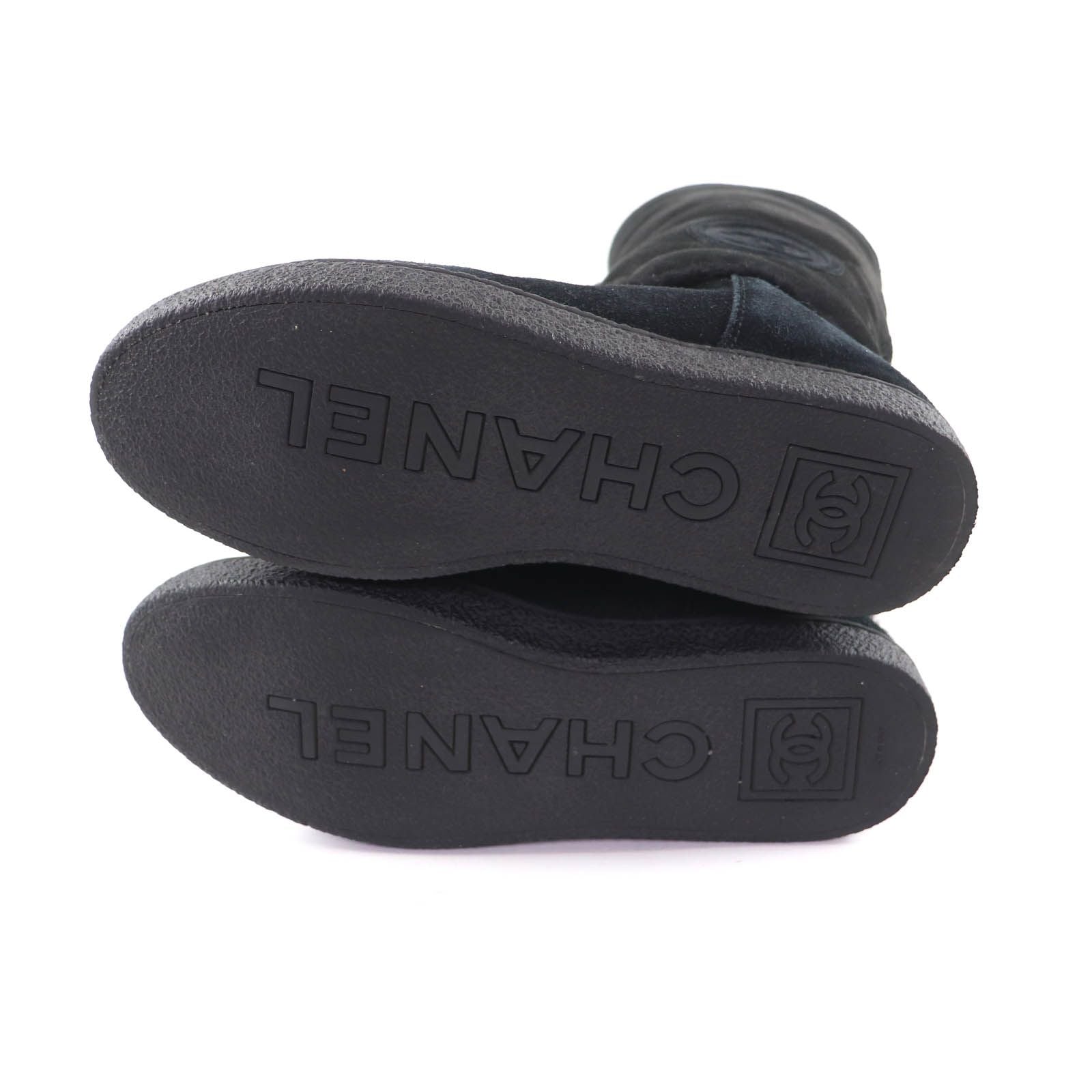 Chanel Coco Premiere Quilted Short Boots Black 38 — view 7