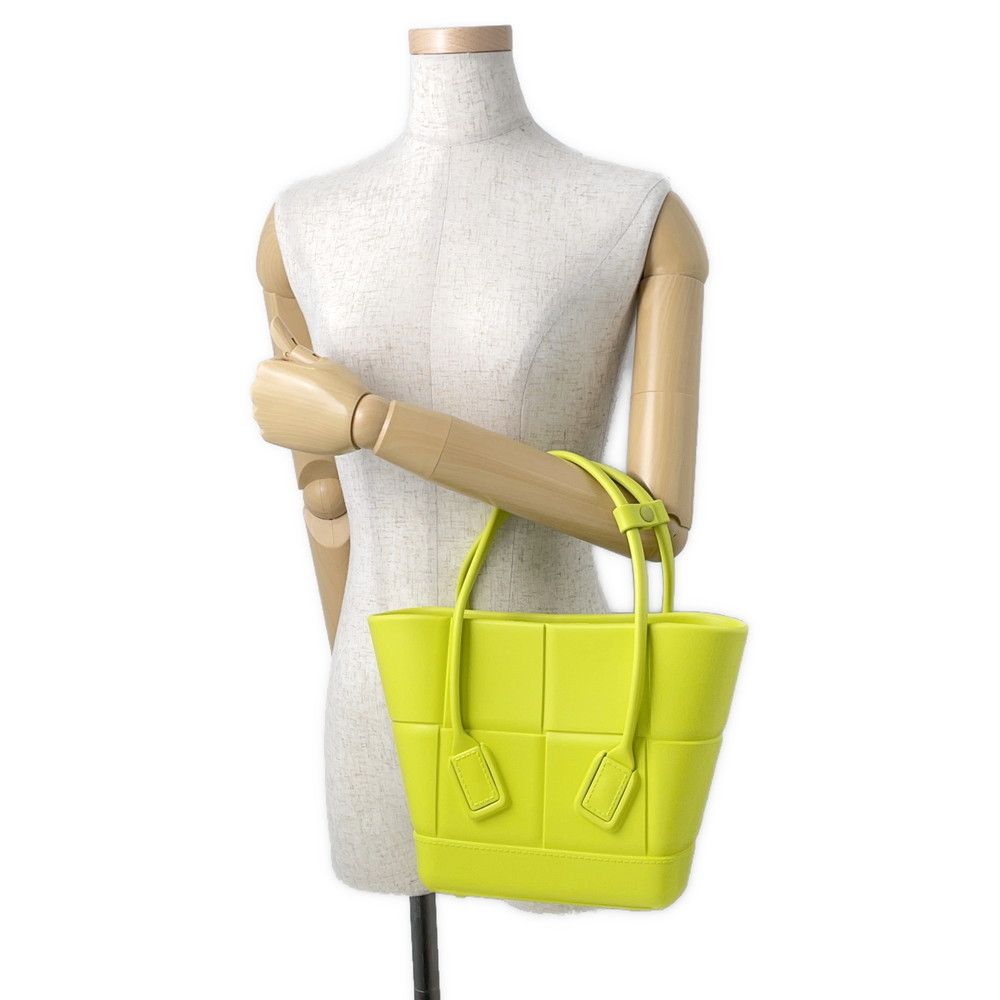 Bottega Veneta Handbag Arco Tote Mini Lava Light Green — view 4