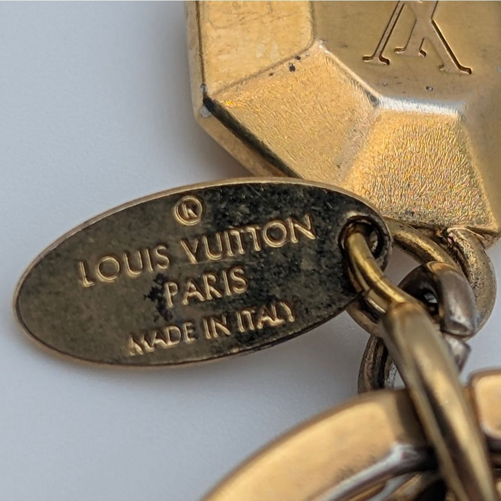 Louis Vuitton Porte Cles LV Facet Key Holder — view 7