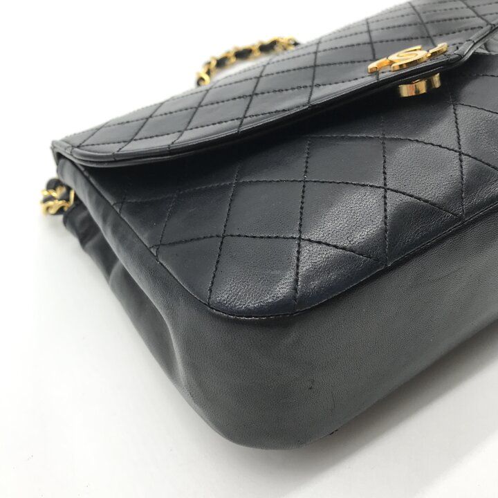 Chanel CC Logo Quilted Push Lock Chain Shoulder Bag Black — view 5
