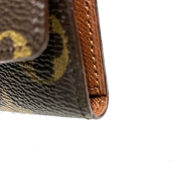 Louis Vuitton Monogram Multicles 6 Key Case Key Holder — view 9
