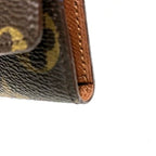 Louis Vuitton Monogram Multicles 6 Key Case Key Holder — view 9