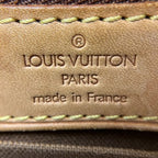 Louis Vuitton Monogram Batignolles Horizontal Tote Shoulder Bag — view 4