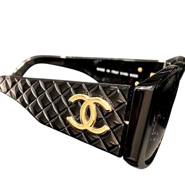 Chanel Quilted CC Logo — view 8