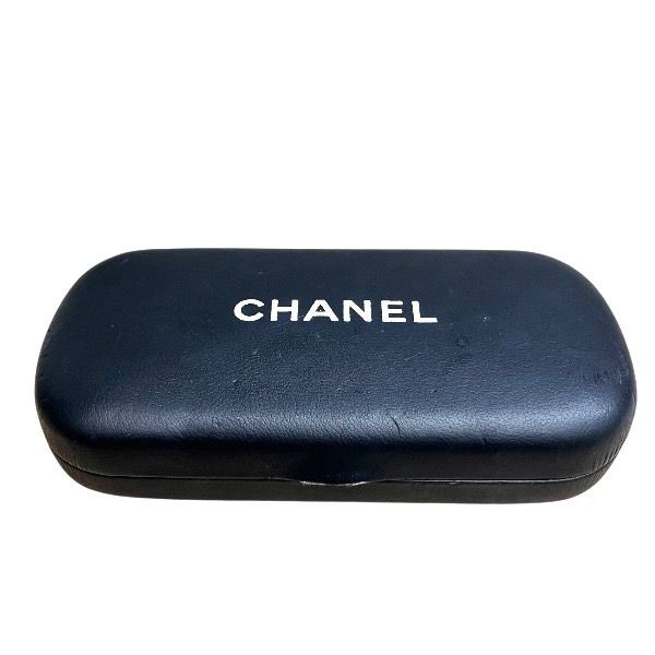 Chanel Quilted CC Logo — view 6