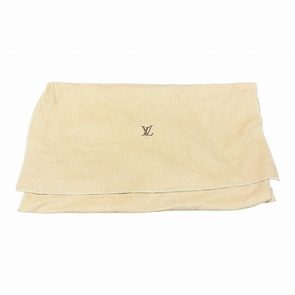 Louis Vuitton Monogram Vernis Thompson Street Shoulder Bag — view 5