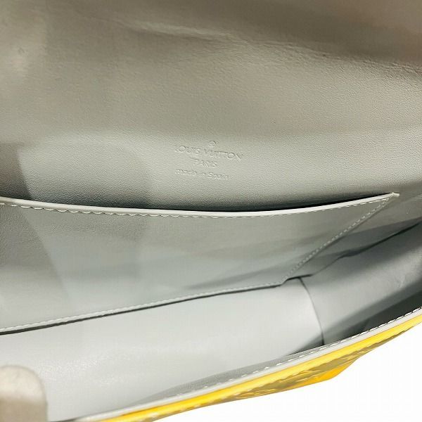 Louis Vuitton Monogram Vernis Thompson Street Shoulder Bag — view 6