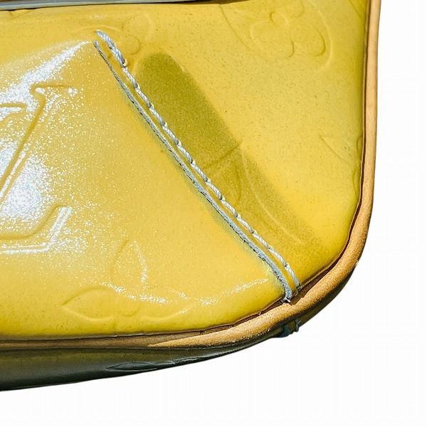 Louis Vuitton Monogram Vernis Thompson Street Shoulder Bag — view 8