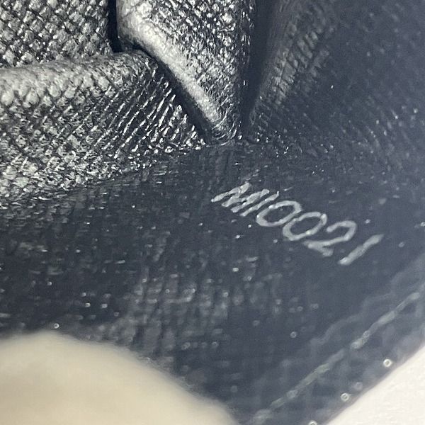 Louis Vuitton Taiga Porte Monet Boite Coin Case — view 9