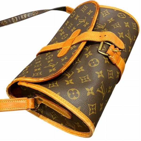 Louis Vuitton Monogram Marne Shoulder Bag — view 8
