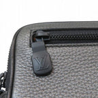 Louis Vuitton Alpha Clutch Leather Gray — view 8