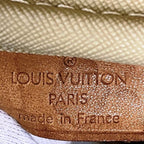 Louis Vuitton Monogram Deauville Bag Handbag — view 4