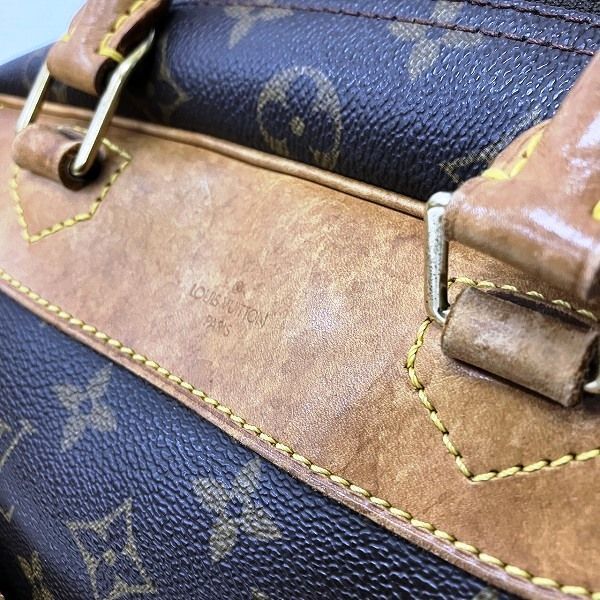 Louis Vuitton Monogram Deauville Bag Handbag — view 8