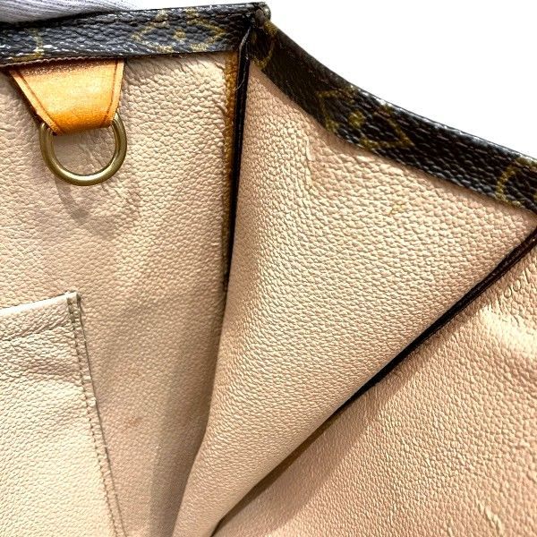 Louis Vuitton Monogram Sac Plat Tote — view 9