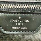 Louis Vuitton Taiga Parana Clutch — view 4