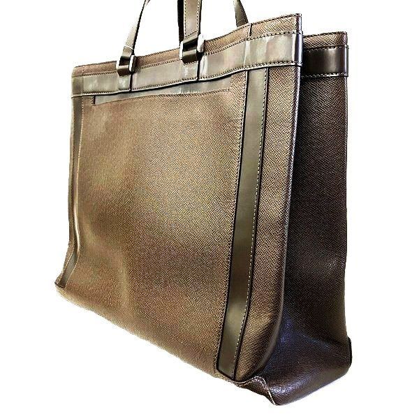 Louis Vuitton Taiga Kasbek GM Tote — view 6