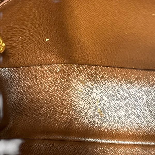 Louis Vuitton Monogram Boulogne 30 Shoulder Bag — view 6