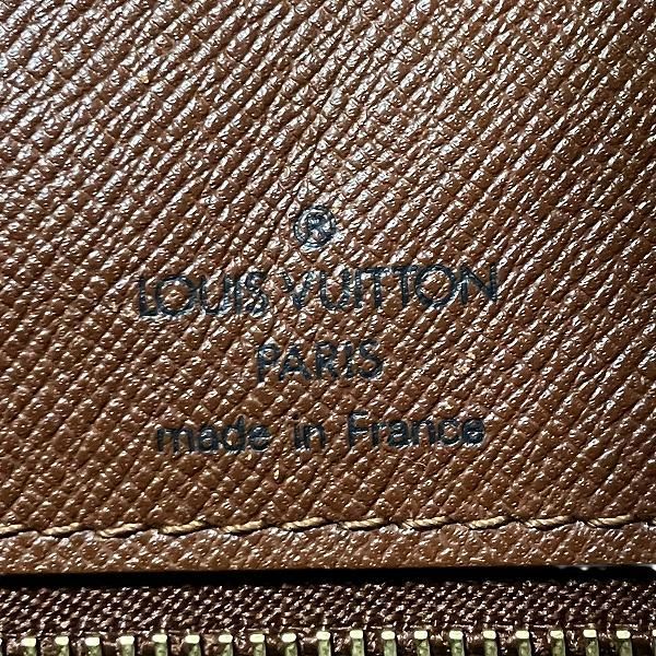 Louis Vuitton Monogram Boulogne 30 Shoulder Bag — view 4