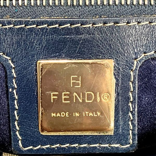 Fendi Mamma Bucket Bag — view 4