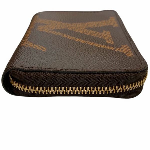 Louis Vuitton Monogram Giant Zippy Coin Purse Wallet Case — view 8