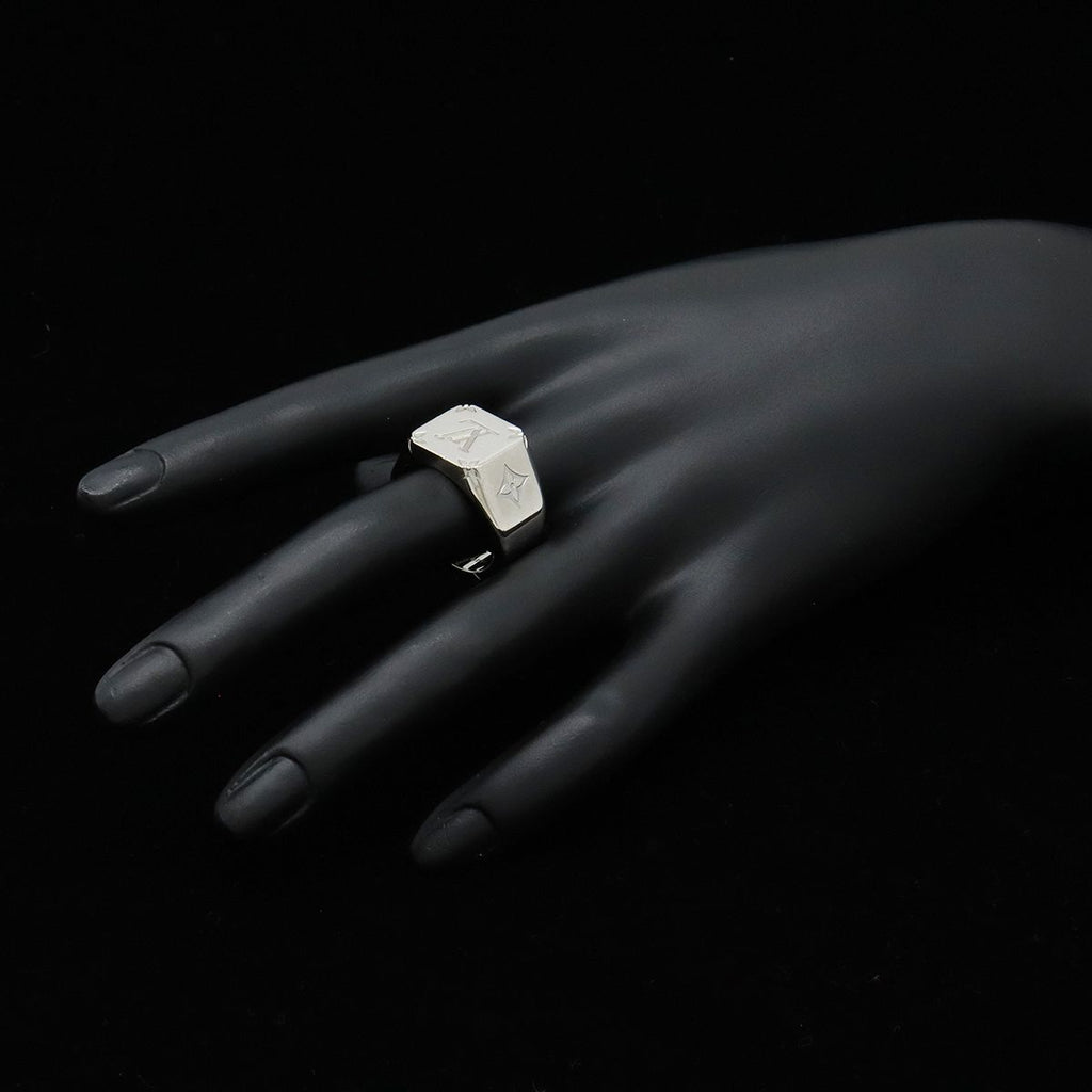 Louis Vuitton Signet Ring Monogram Metal Silver — view 7