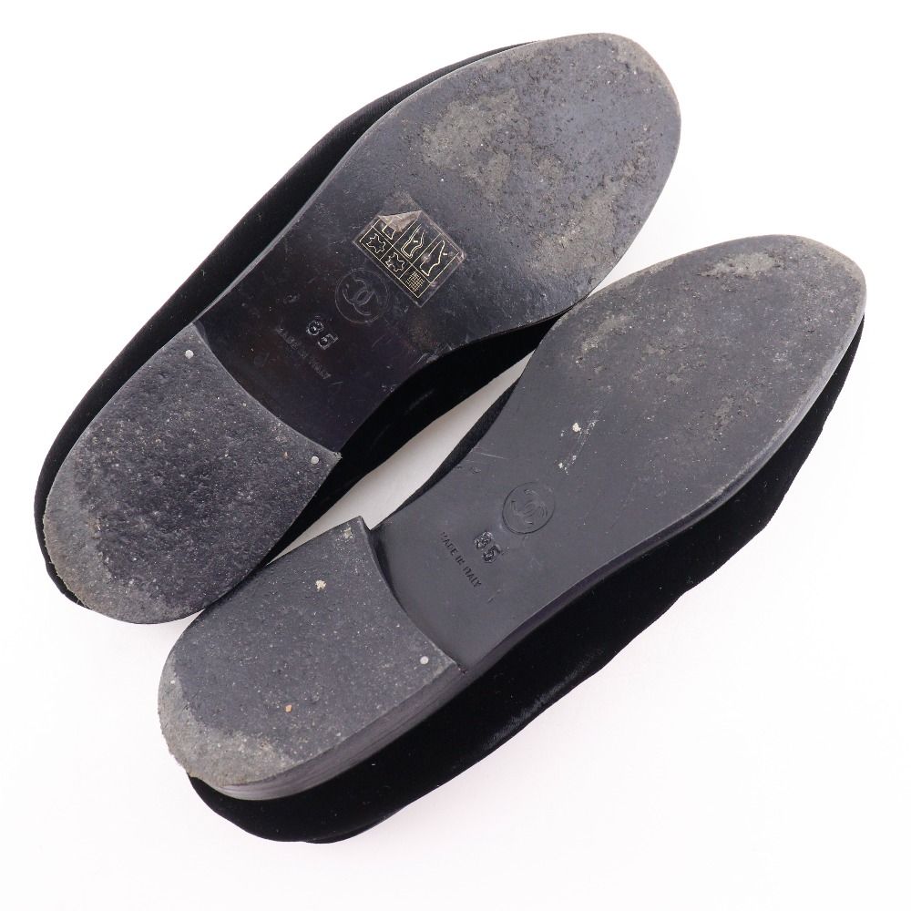 Chanel CC Logo Opera Shoes Velvet Black Loafers — view 5