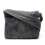 Chanel Shoulder Bag CC Logo Sparkling Denim — view 2