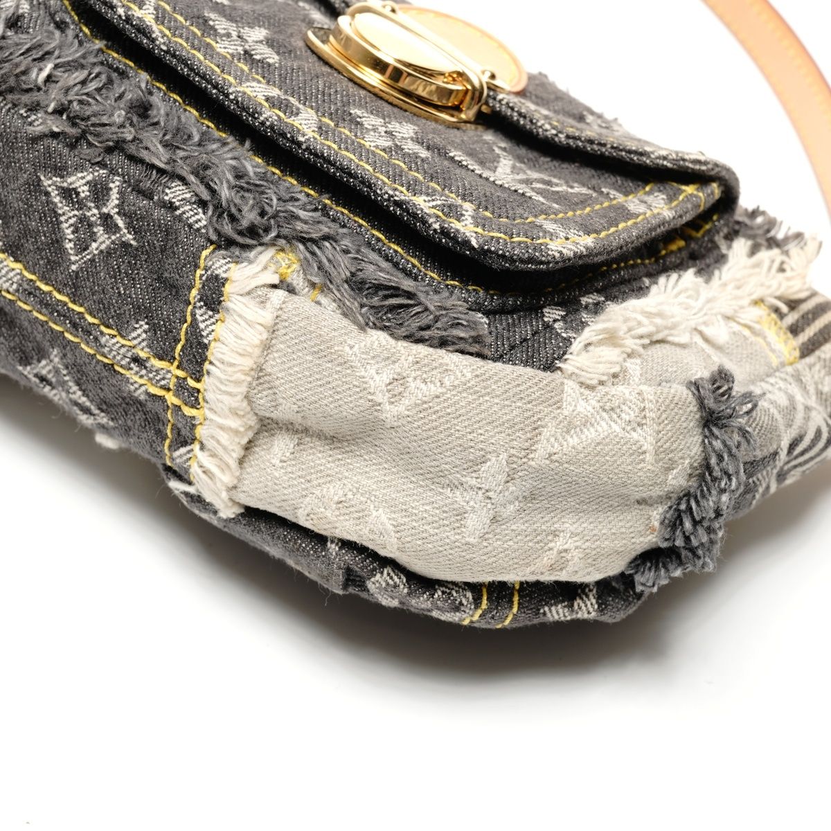 Louis Vuitton Shoulder Bag Monogram Denim Patchwork Pouch — view 7