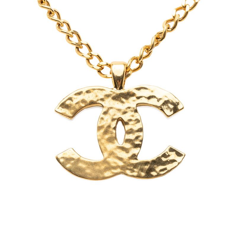 Chanel CC Logo Gold Black Plated Enamel — view 2