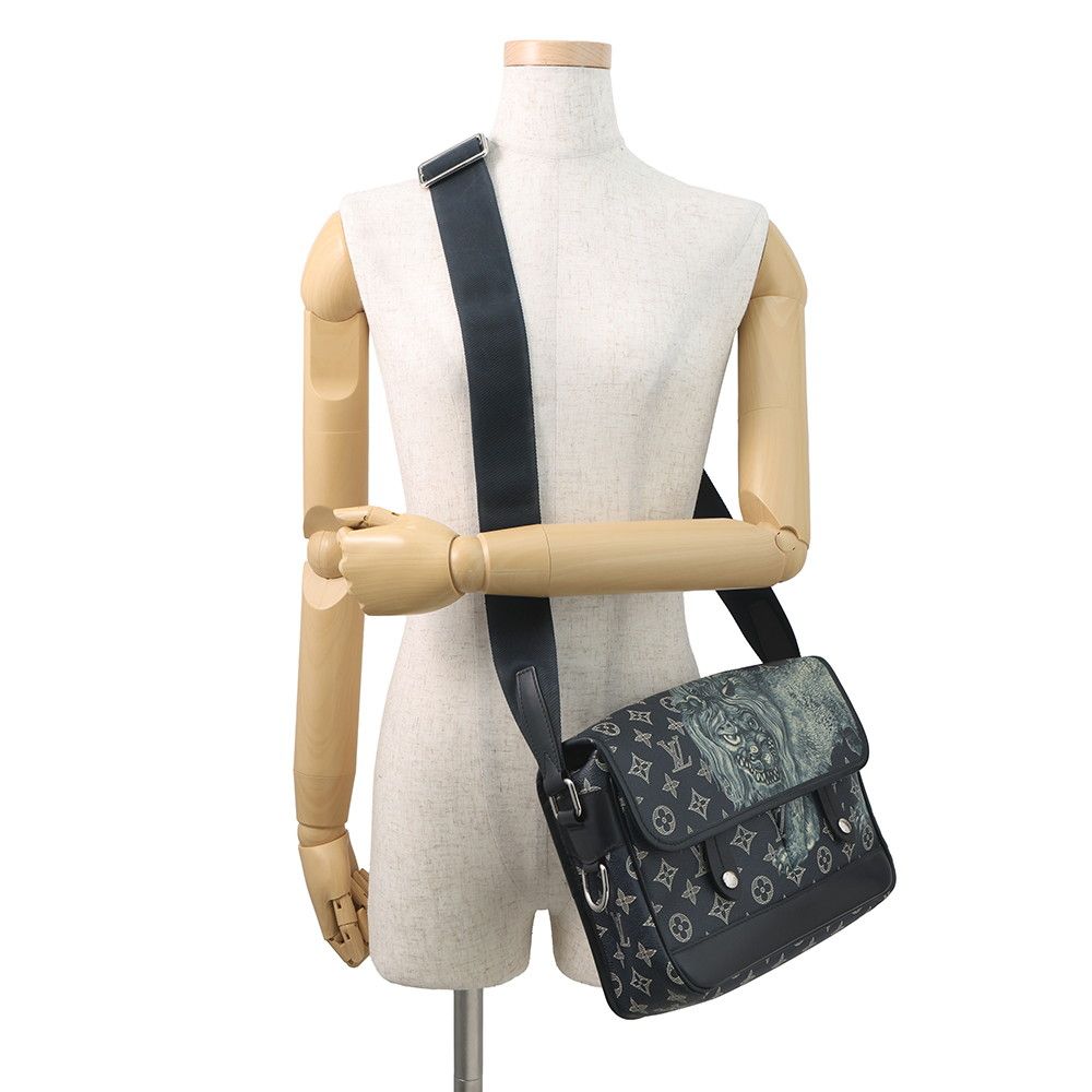 Louis Vuitton Shoulder Bag Monogram Savannah Chapman Brothers Messenger PM — view 4