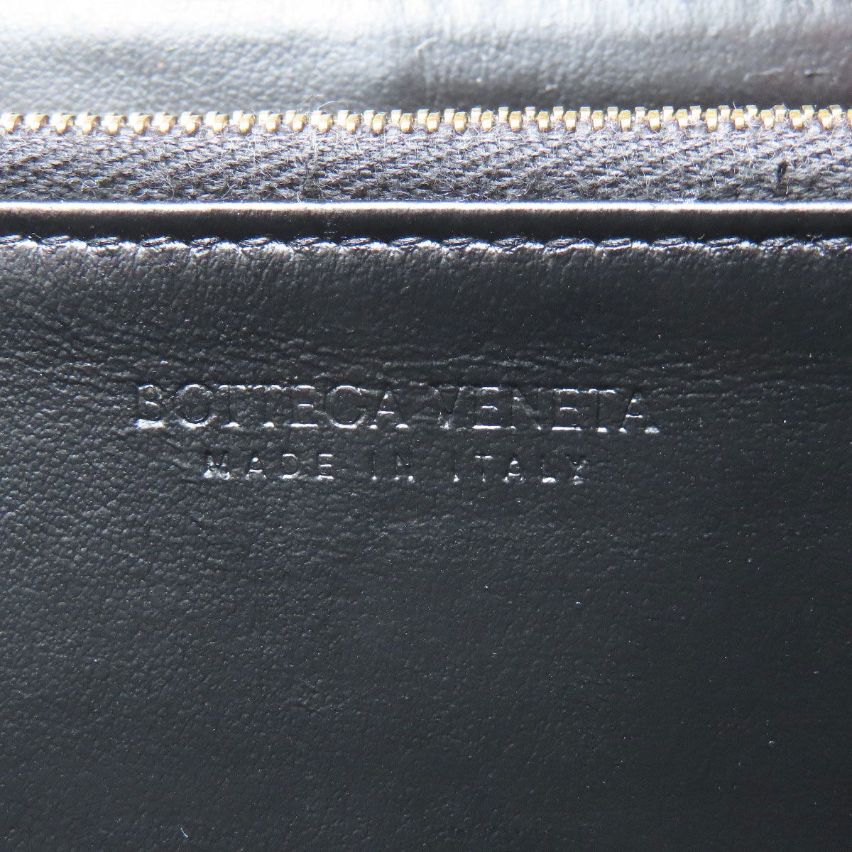 Bottega Veneta Maxi Intrecciato Wallet — view 6