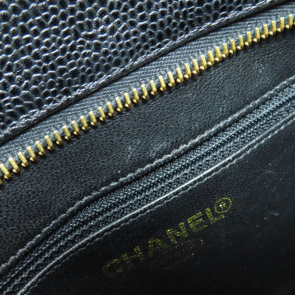 Chanel Medallion Tote Gold Grained Calfskin — view 8