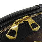 Louis Vuitton Saintonge Shoulder Bag Monogram Canvas — view 9