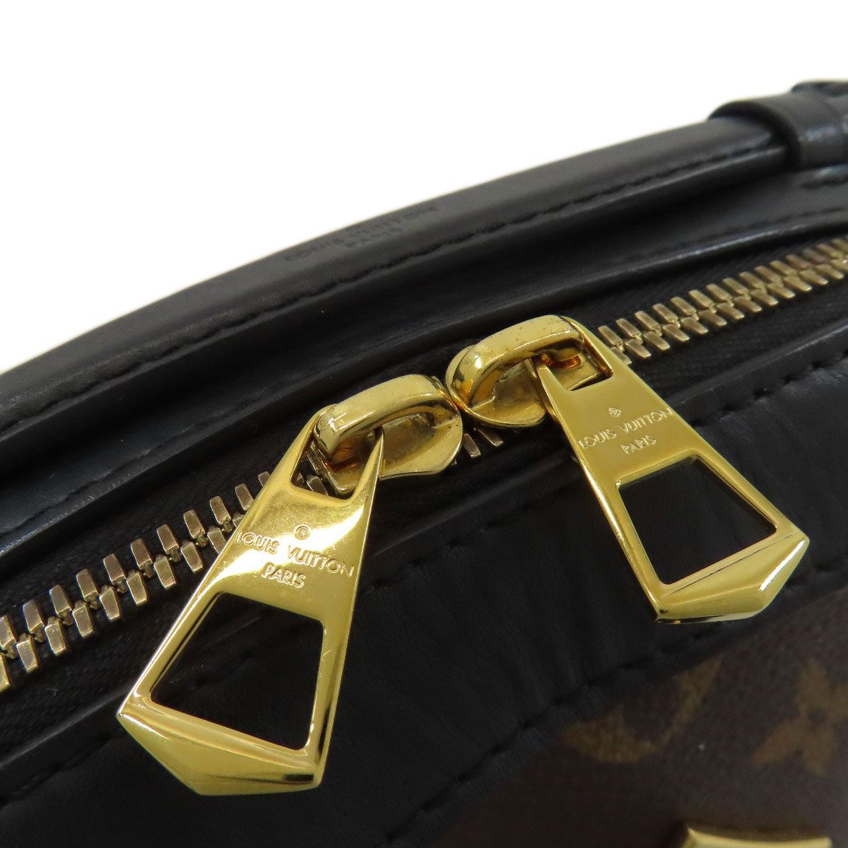 Louis Vuitton Saintonge Shoulder Bag Monogram Canvas — view 9