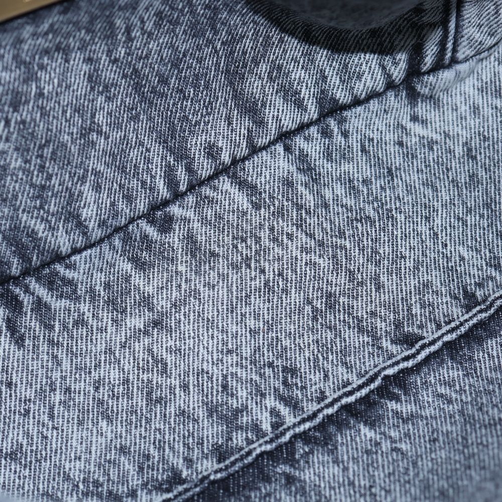Chanel 19 Flap Shoulder Bag Gray Denim — view 4
